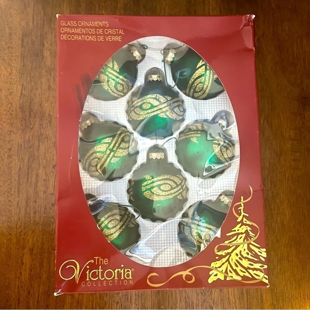 Vintage Victoria collection  emerald green Christmas bulbs. 1995